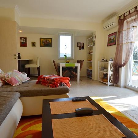 Apartment Kare Ровінь Екстер'єр фото