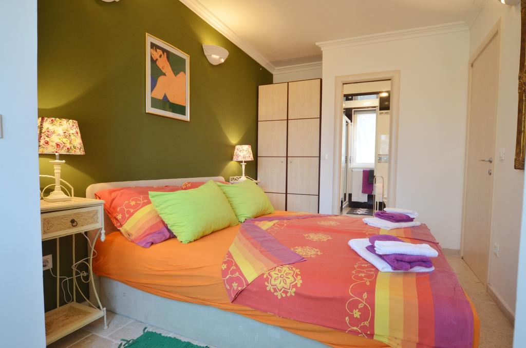 Apartment Kare Ровінь Екстер'єр фото