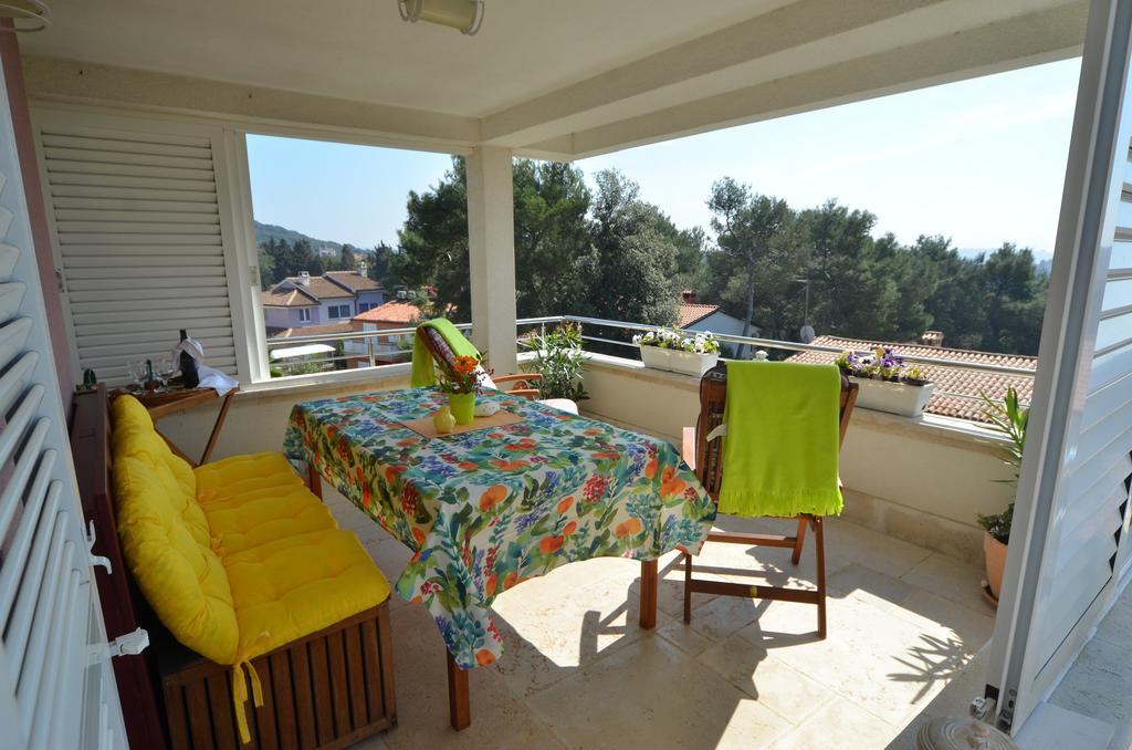 Apartment Kare Ровінь Екстер'єр фото